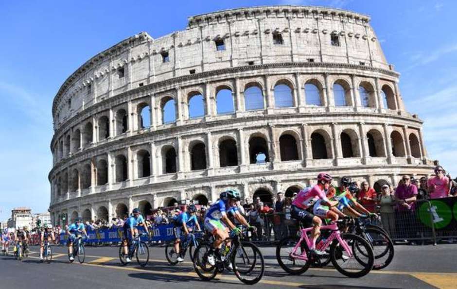 Etapa em Roma do Giro d’Italia vira vexame