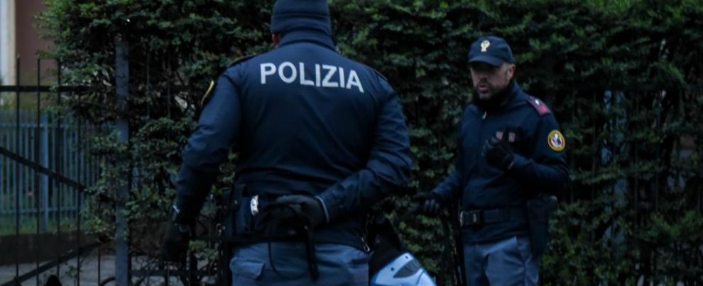 Casa de jornalista é atacada a tiros na Itália