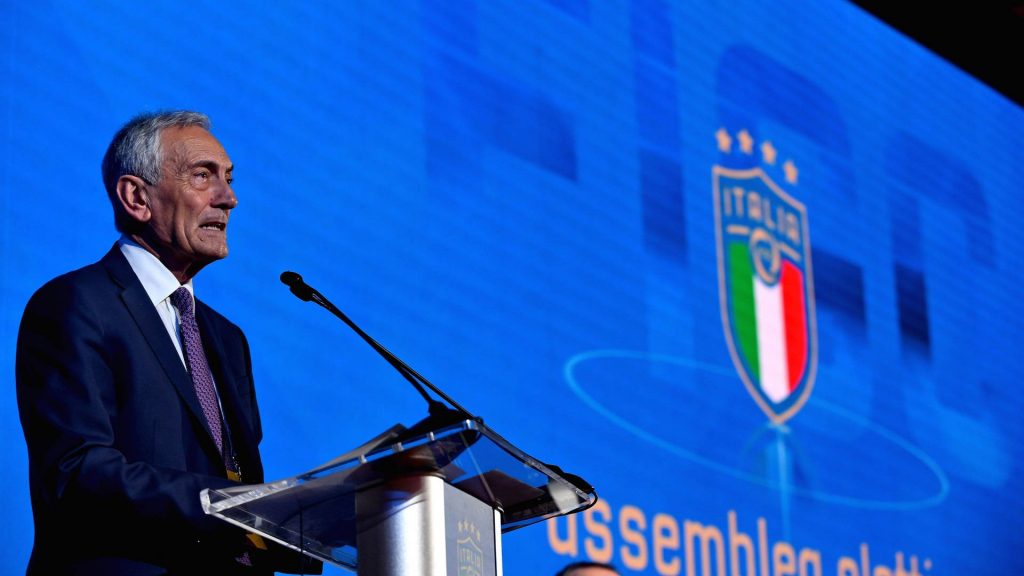 Presidente da  Figc diz que briga entre Juventus e Uefa não é boa ao futebol italiano