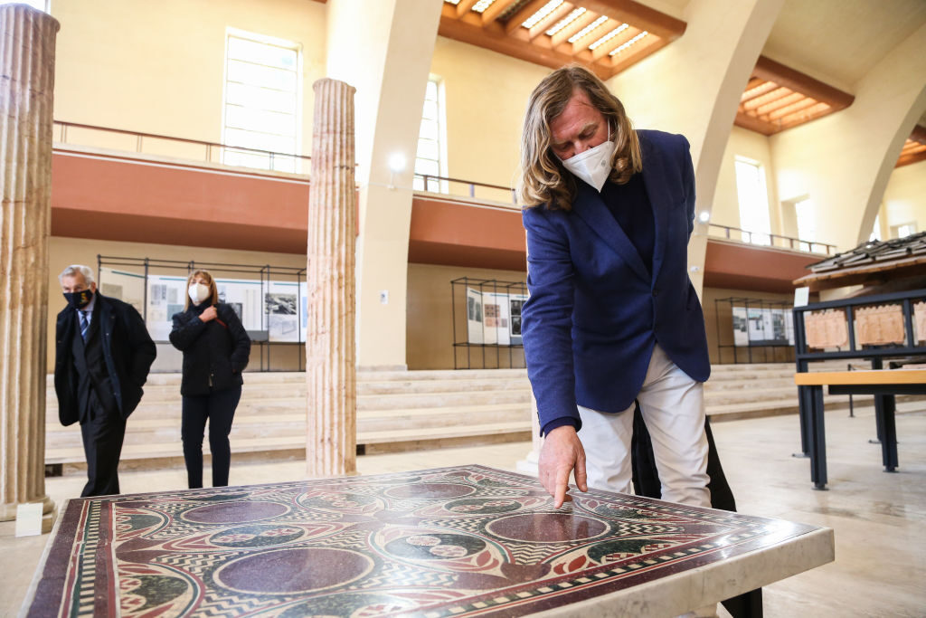 Mosaico romano de dois mil anos é encontrado por acaso em Manhattan