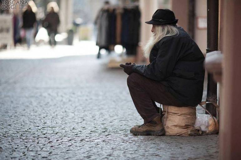 Dados do Istat revelam que pobreza absoluta atinge 9,4% da população da Itália