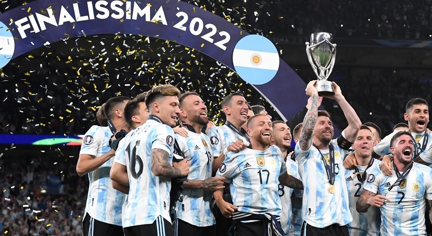 Argentina vence Azzurra em Wembley e conquista ‘Finalíssima’