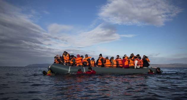 Câmara da Itália aprova decreto-lei para combater fluxos migratórios no Mediterrâneo