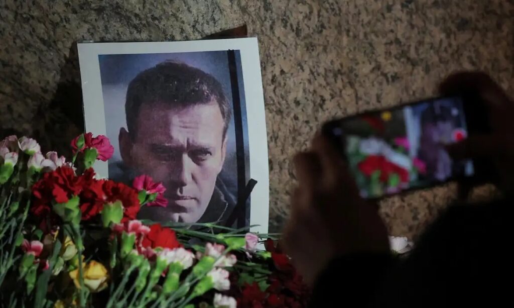 Embaixada russa na Itália afirma que morte de Navalny é ‘questão interna’
